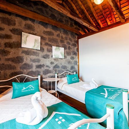 Adega Lopes Villa Santo Amaro  Buitenkant foto